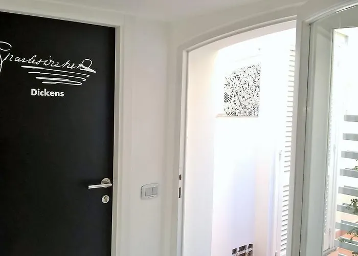 Muta House Πανσιόν 3*