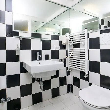 בית הארחה Muta House סורנטו
