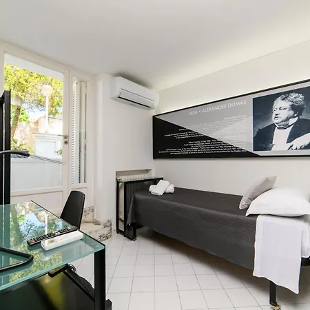 Muta House 3* סורנטו